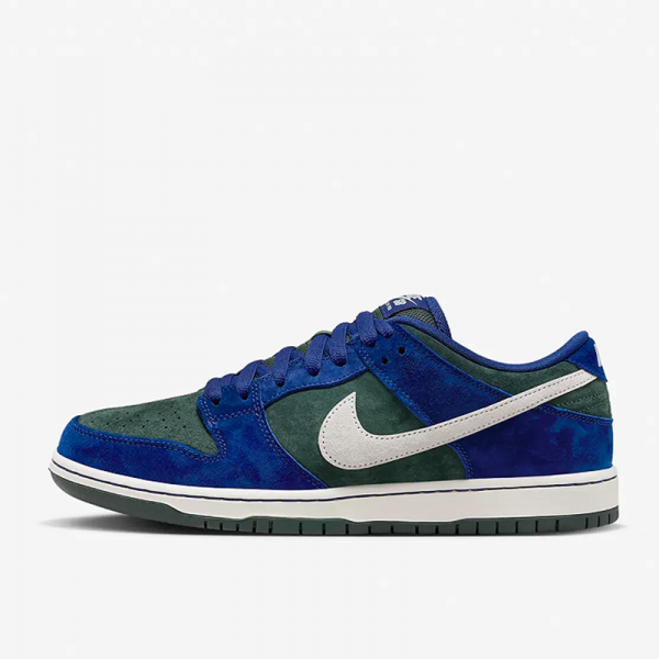 Nike Dunk SB Retro Low Top Wear-resistant Men and Womens Shoes White Green Blue HF3704-400